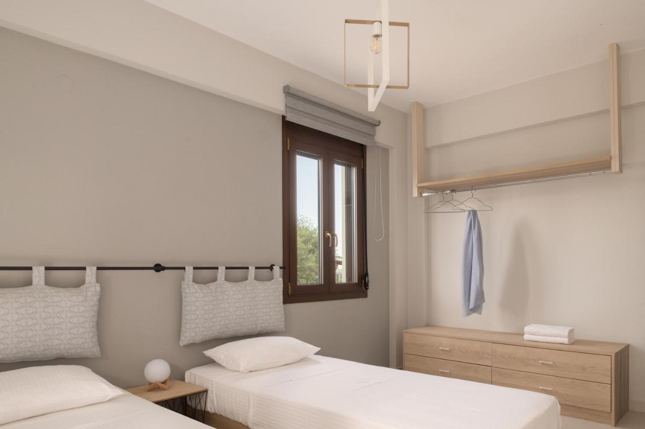 Mela Luxury Apartments Maroulas Exterior photo